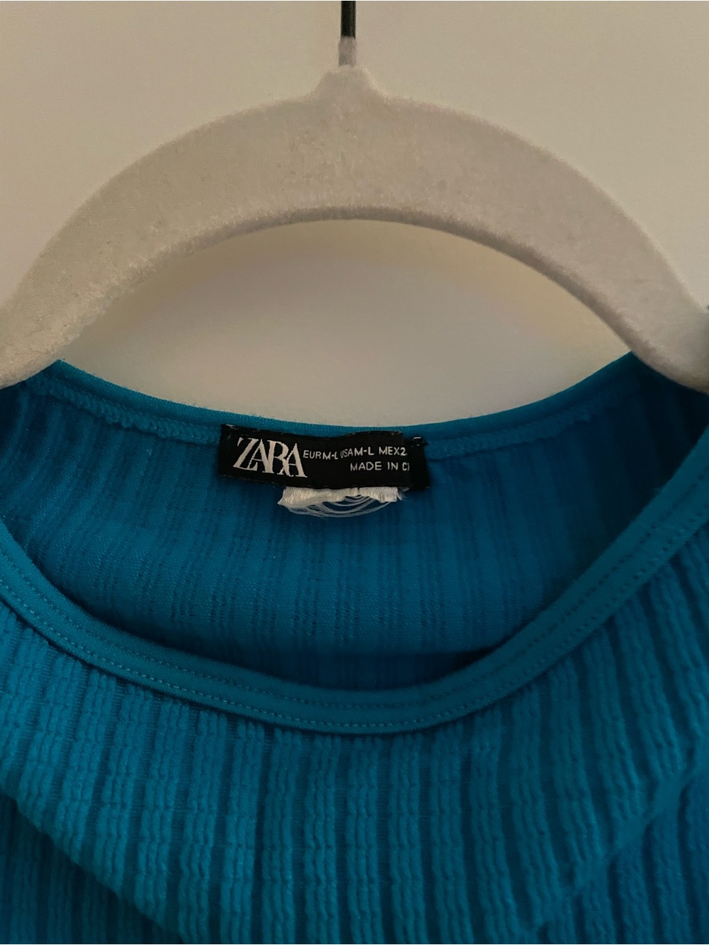 Zara Bright Teal Ribbed Cropped Tank - Picture 3 of 3